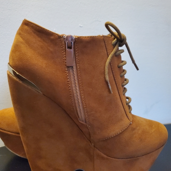 Booties - Picture 2 of 6